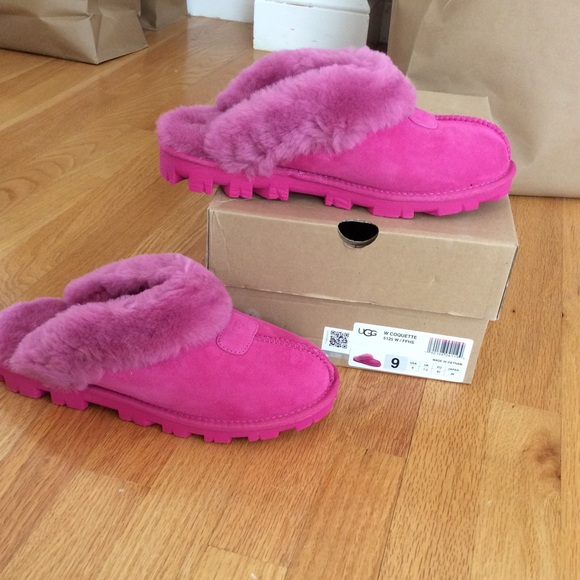 UGG Shoes - Ugg Conquette Slippers